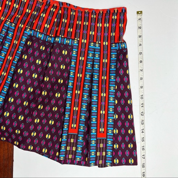 Nanette Lepore Skirt Size 10 - Picture 6 of 9